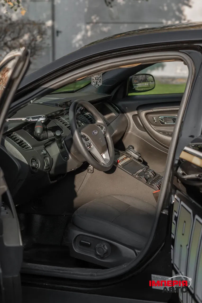 Ford Taurus - фото 12