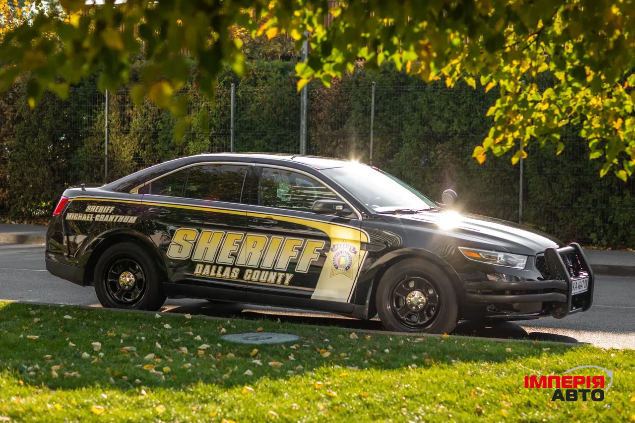 Ford Taurus - фото 4