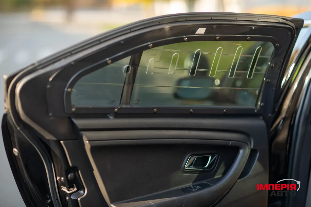 Ford Taurus - фото 13