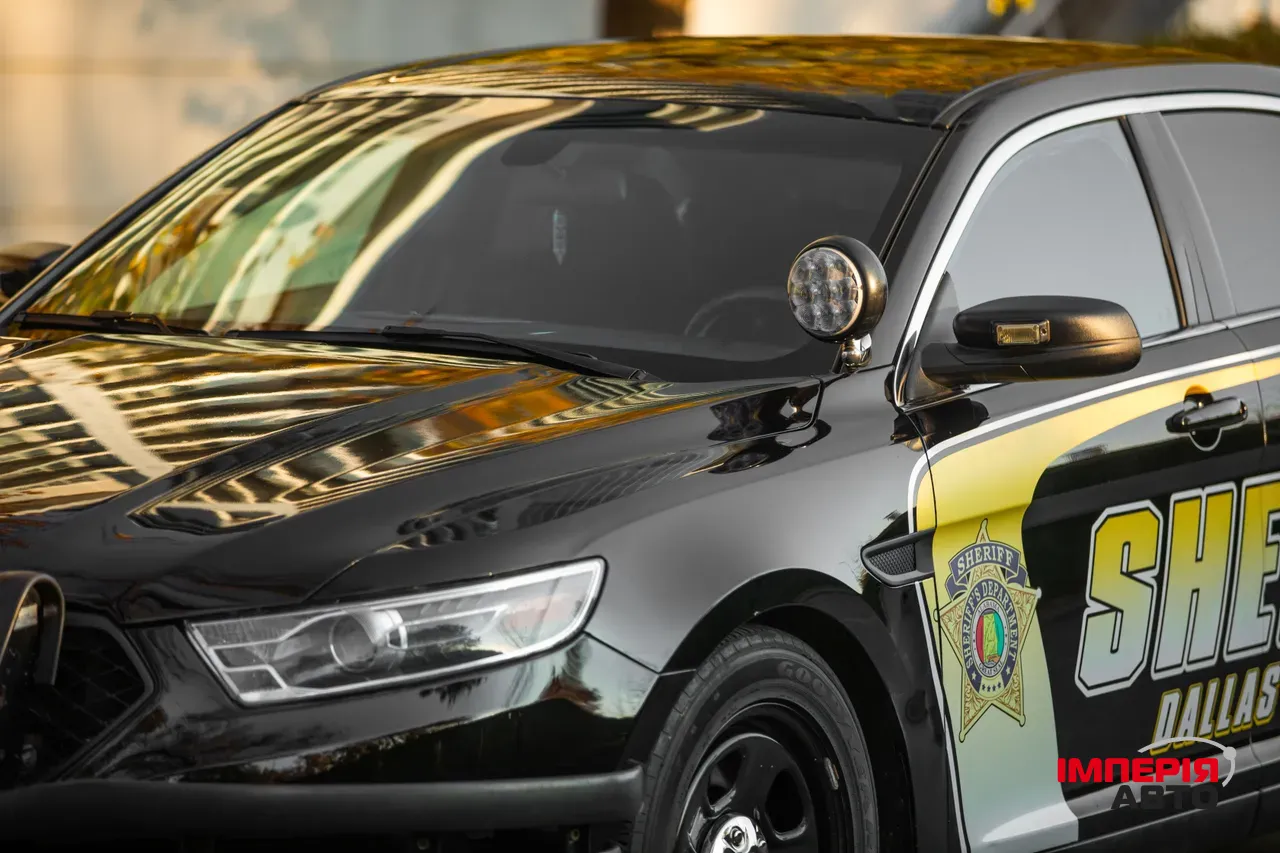 Ford Taurus - фото 54