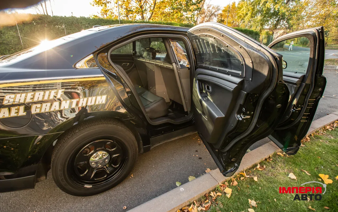 Ford Taurus - фото 42