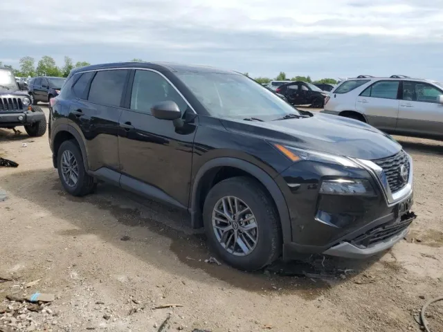 Nissan Rogue - фото 1