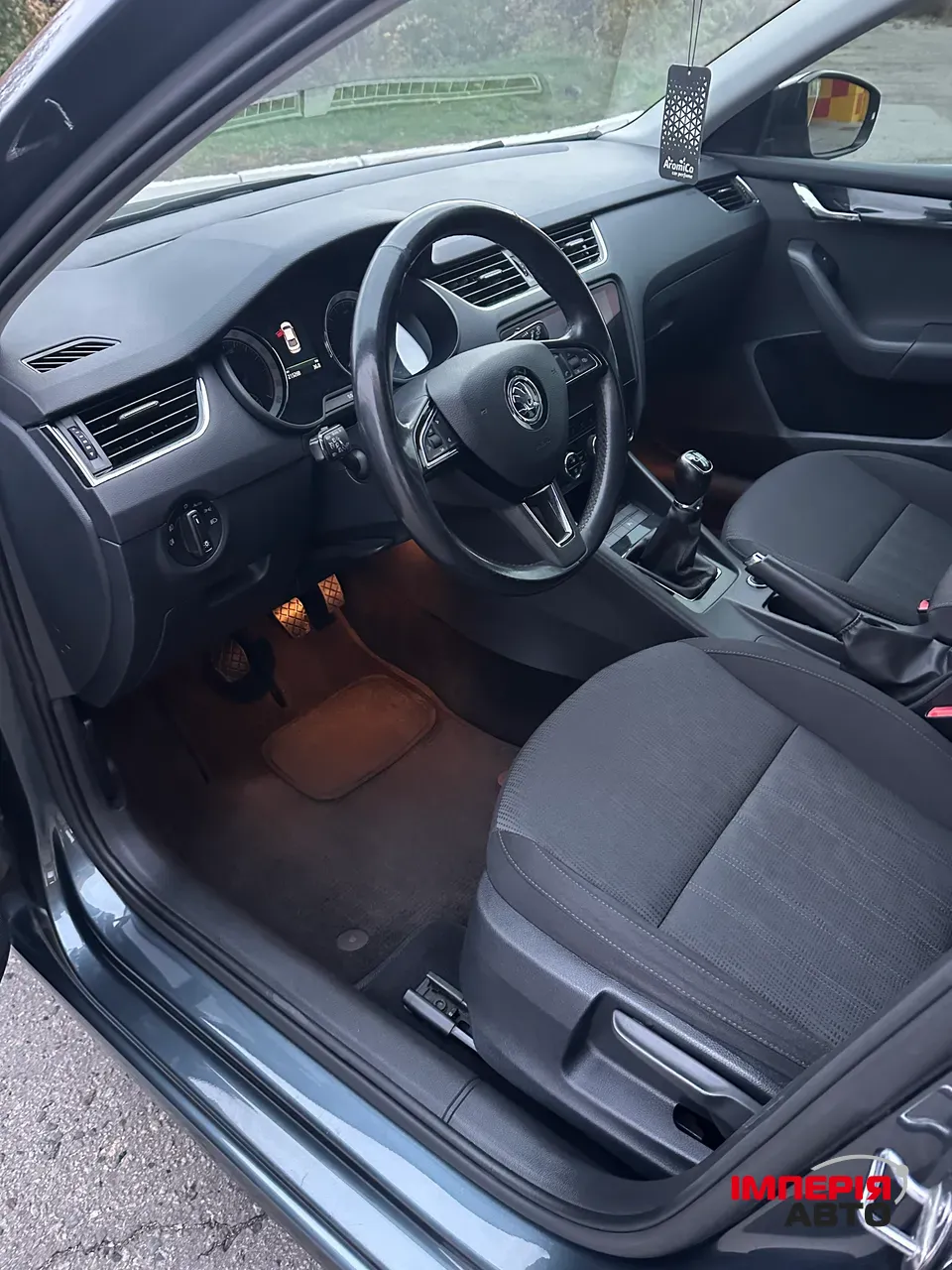 Skoda Octavia - фото 12