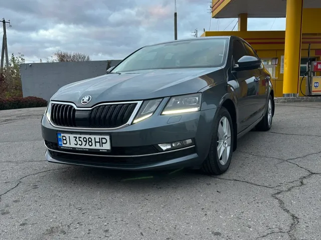 Skoda Octavia - фото 3
