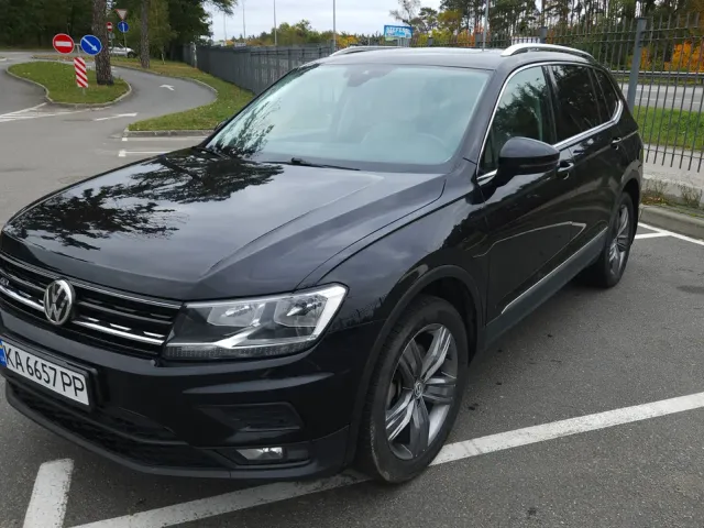 Volkswagen Tiguan - фото 3