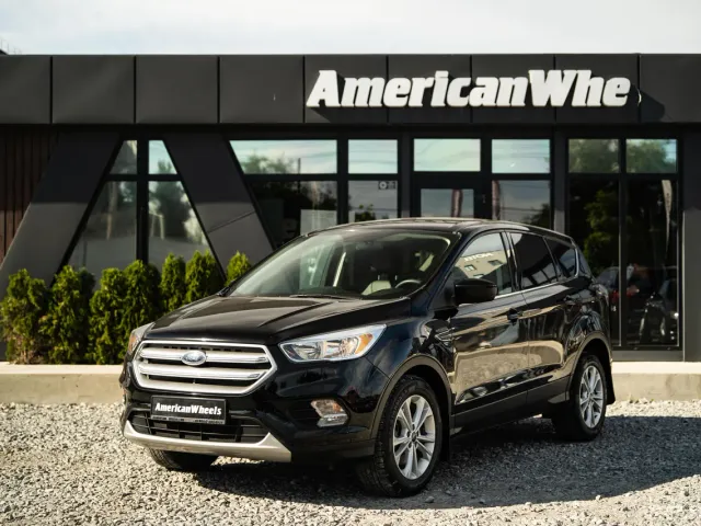 Ford Escape - фото 1