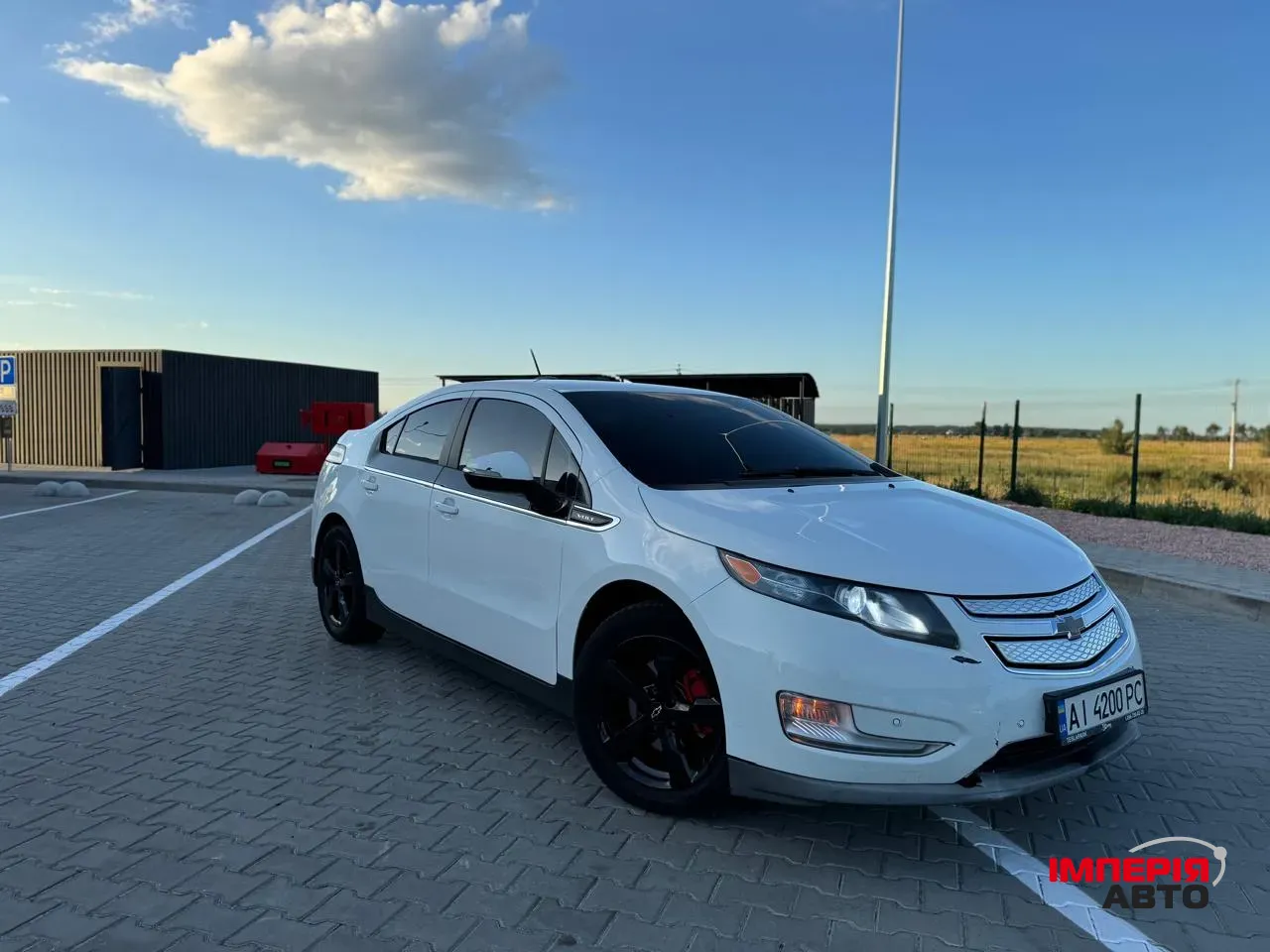 Chevrolet Volt - фото 1