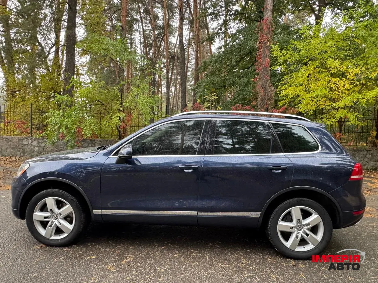 Volkswagen Touareg - фото 5