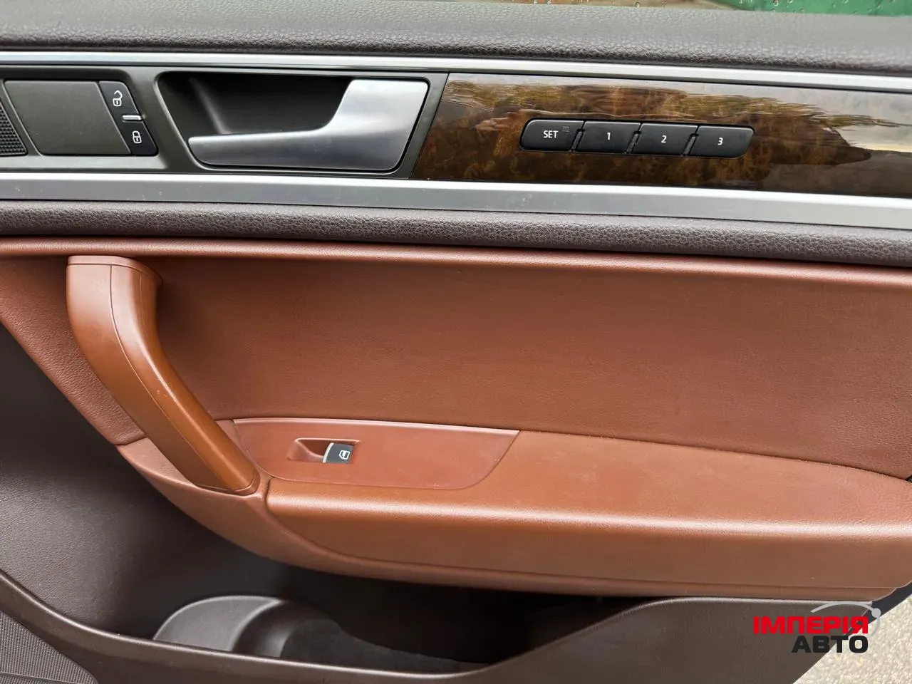 Volkswagen Touareg - фото 21