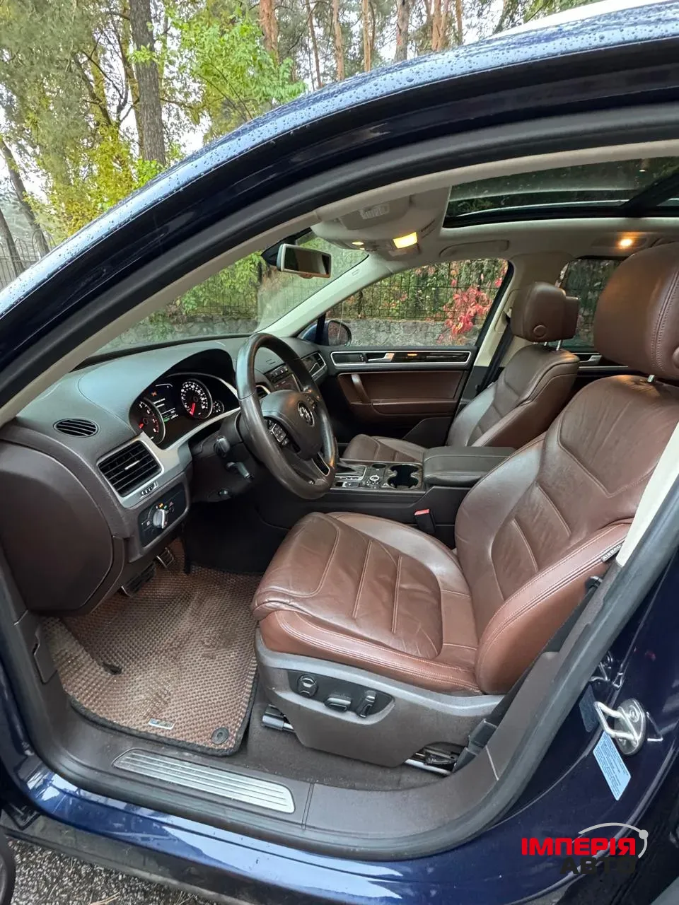 Volkswagen Touareg - фото 13