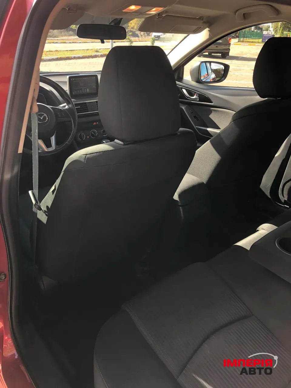 Mazda 3 - фото 9