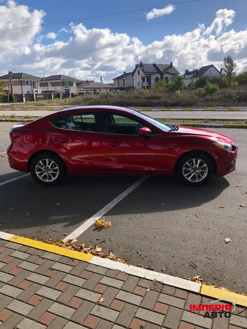 Mazda 3 - фото 2