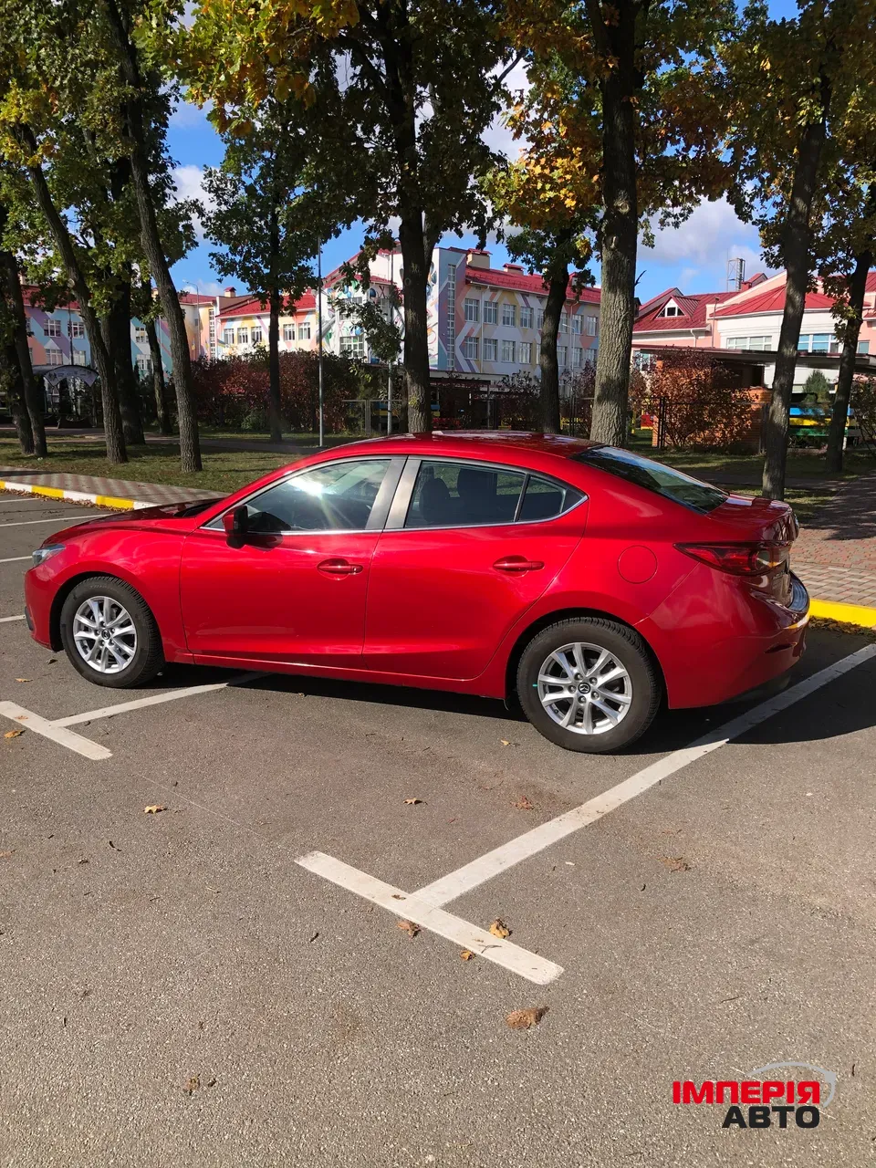 Mazda 3 - фото 5