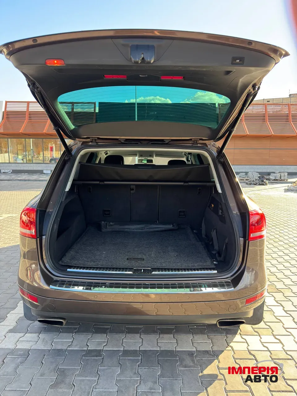 Volkswagen Touareg - фото 17