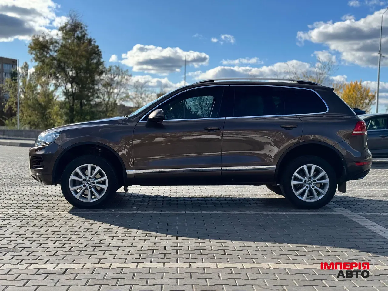 Volkswagen Touareg - фото 4