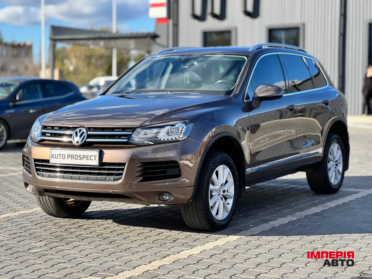 Volkswagen Touareg - фото 3