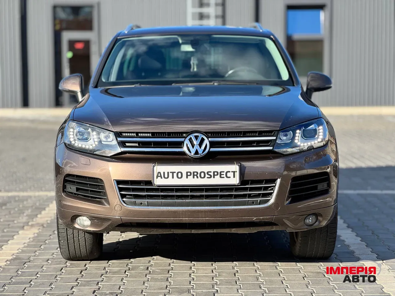 Volkswagen Touareg - фото 2