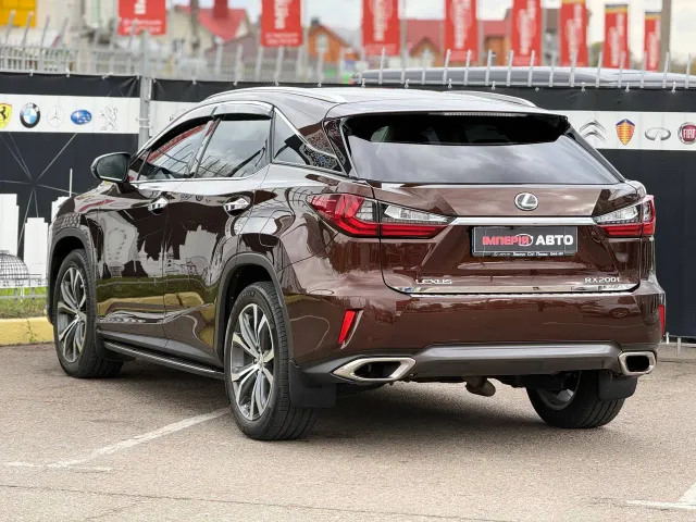 Lexus RX - фото 2