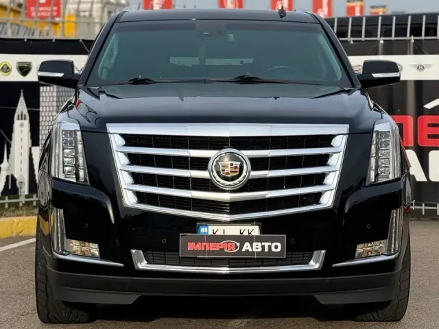 Cadillac Escalade - фото 2