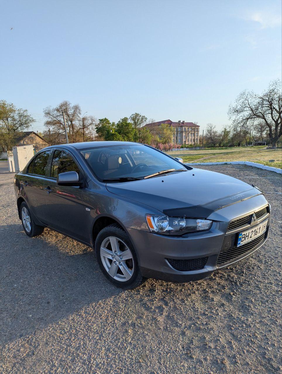 Mitsubishi Lancer - фото 4