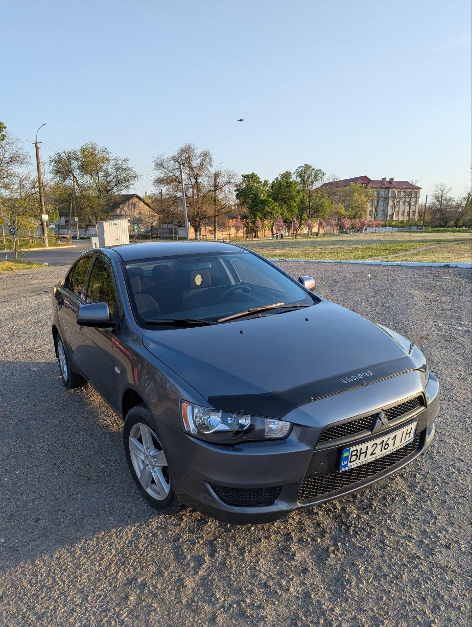 Mitsubishi Lancer - фото 1