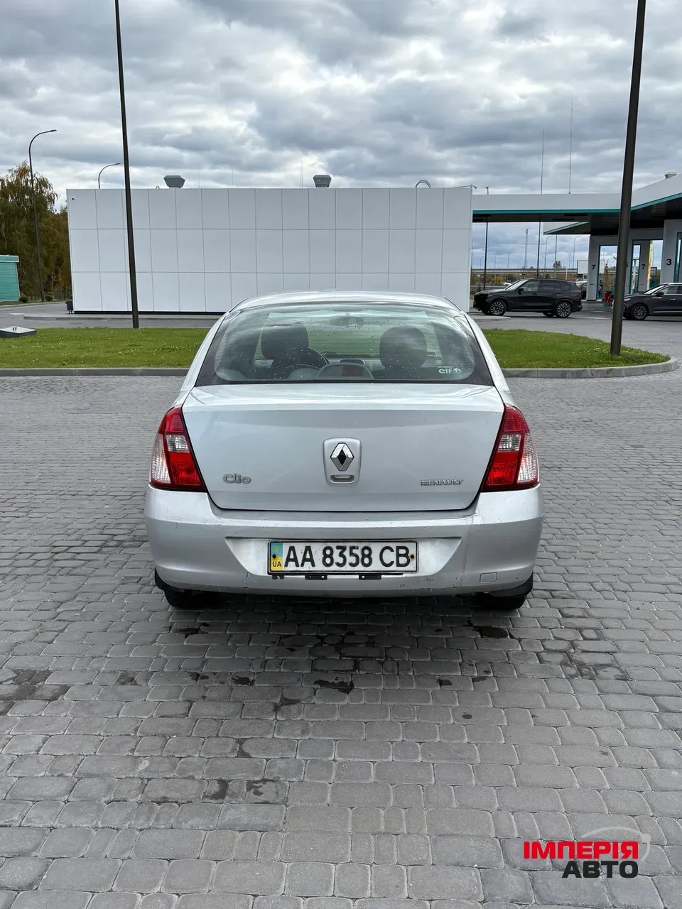 Renault Clio - фото 8