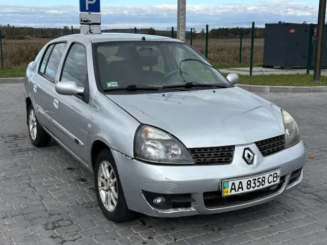 Renault Clio - фото 2