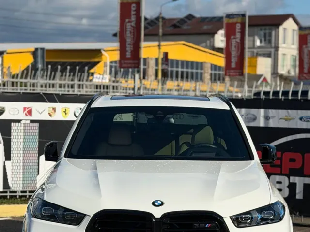BMW X5 - фото 3