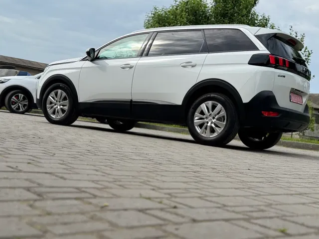 Peugeot 5008 - фото 2
