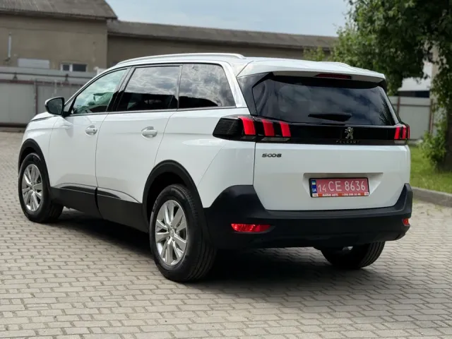 Peugeot 5008 - фото 5