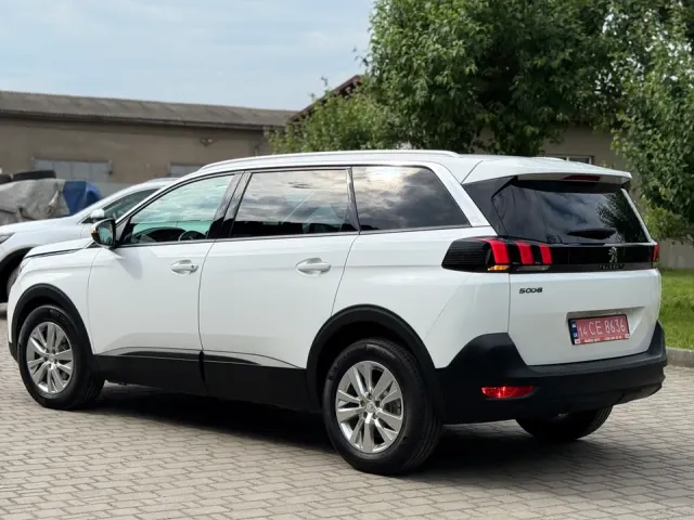 Peugeot 5008 - фото 3