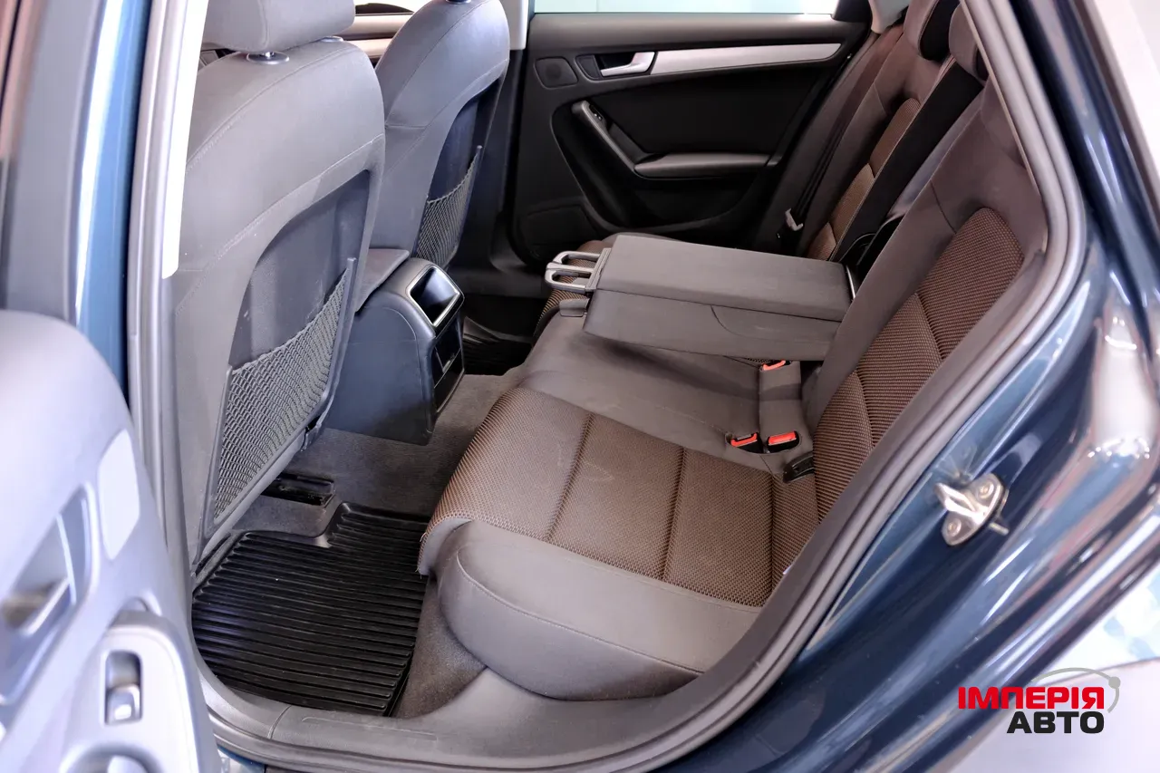 Audi A4 allroad - фото 8