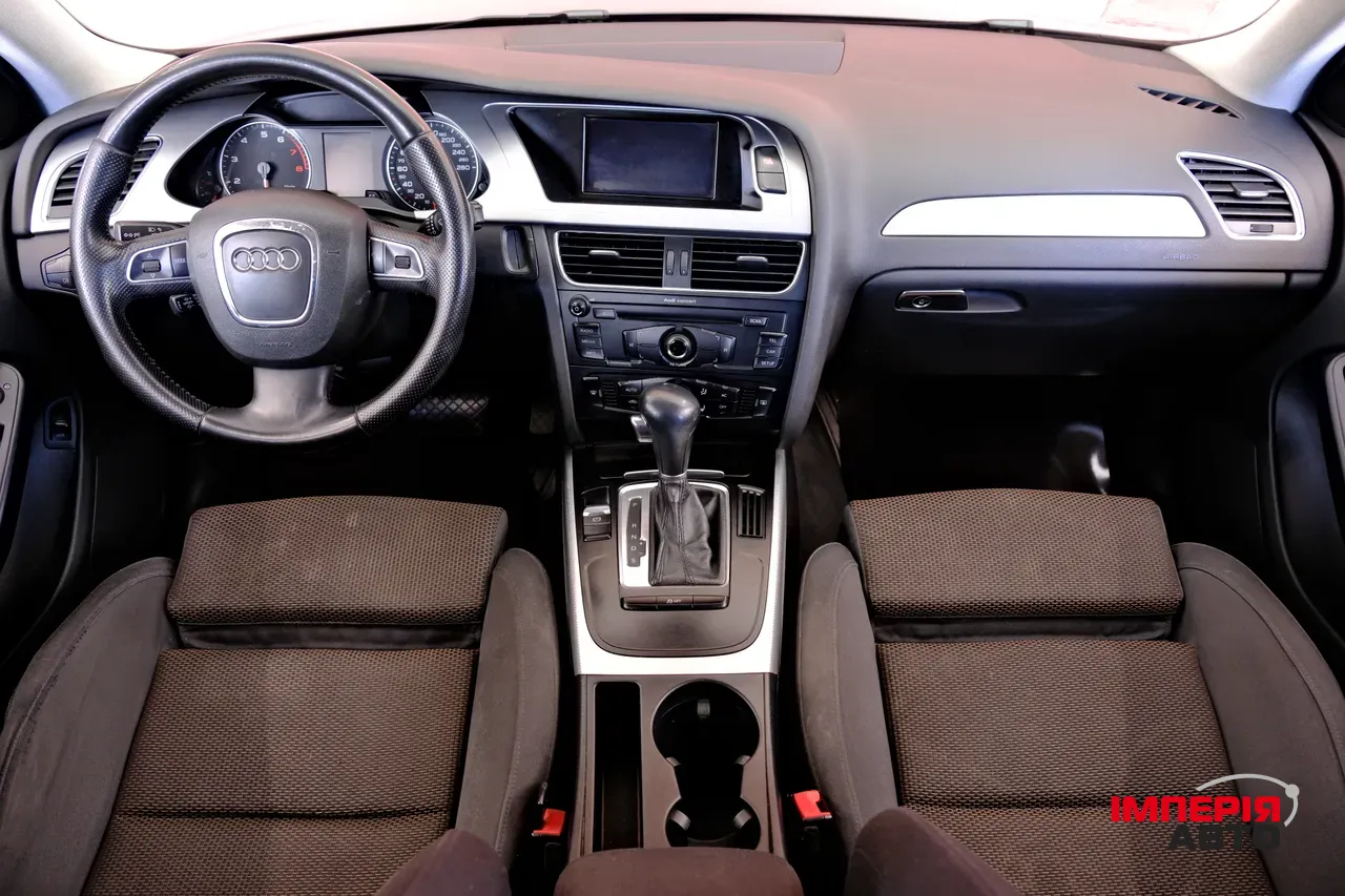 Audi A4 allroad - фото 7