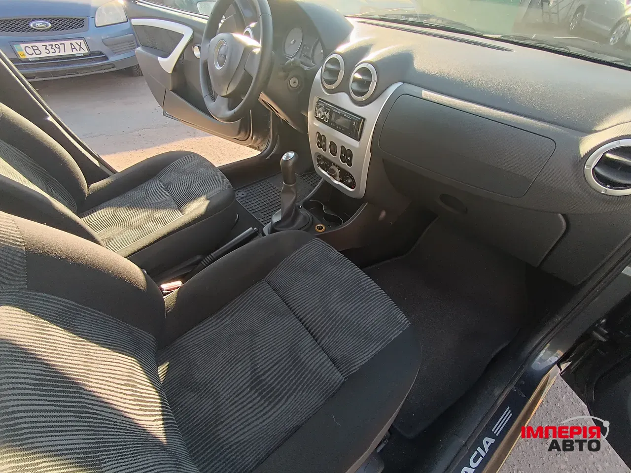 Dacia Logan - фото 15