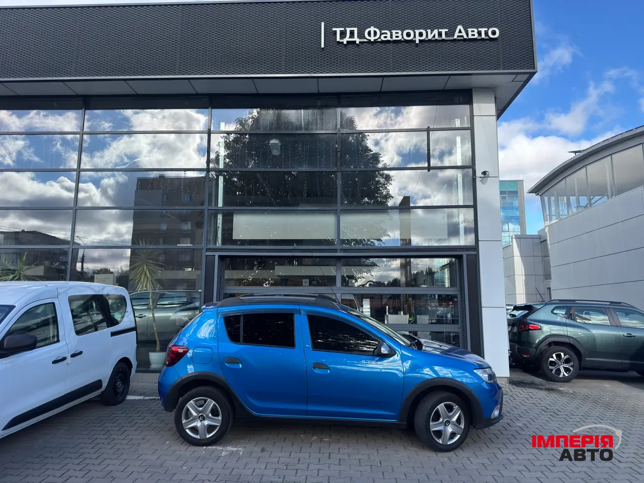 Renault Sandero - фото 4