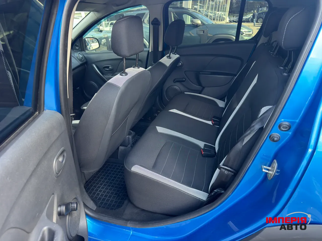 Renault Sandero - фото 7