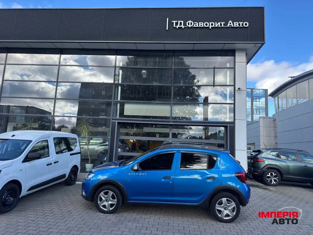 Renault Sandero - фото 3