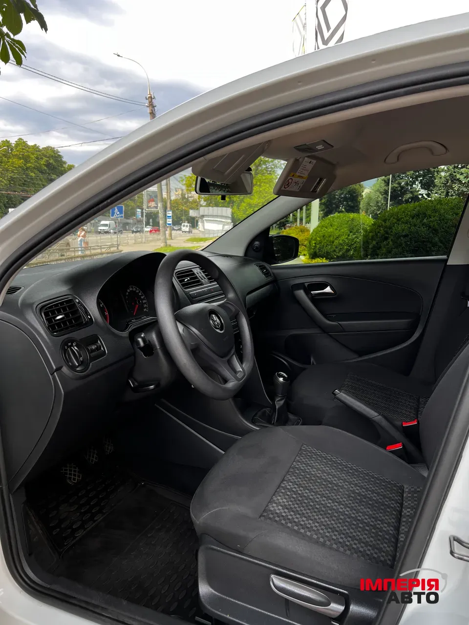 Volkswagen Polo - фото 6