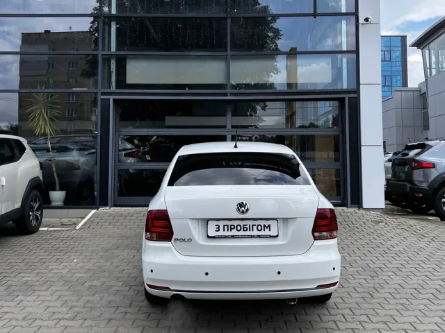 Volkswagen Polo - фото 3