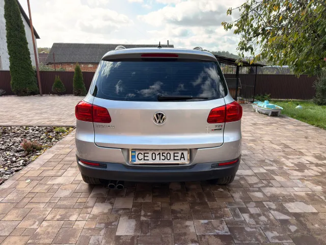 Volkswagen Tiguan - фото 2