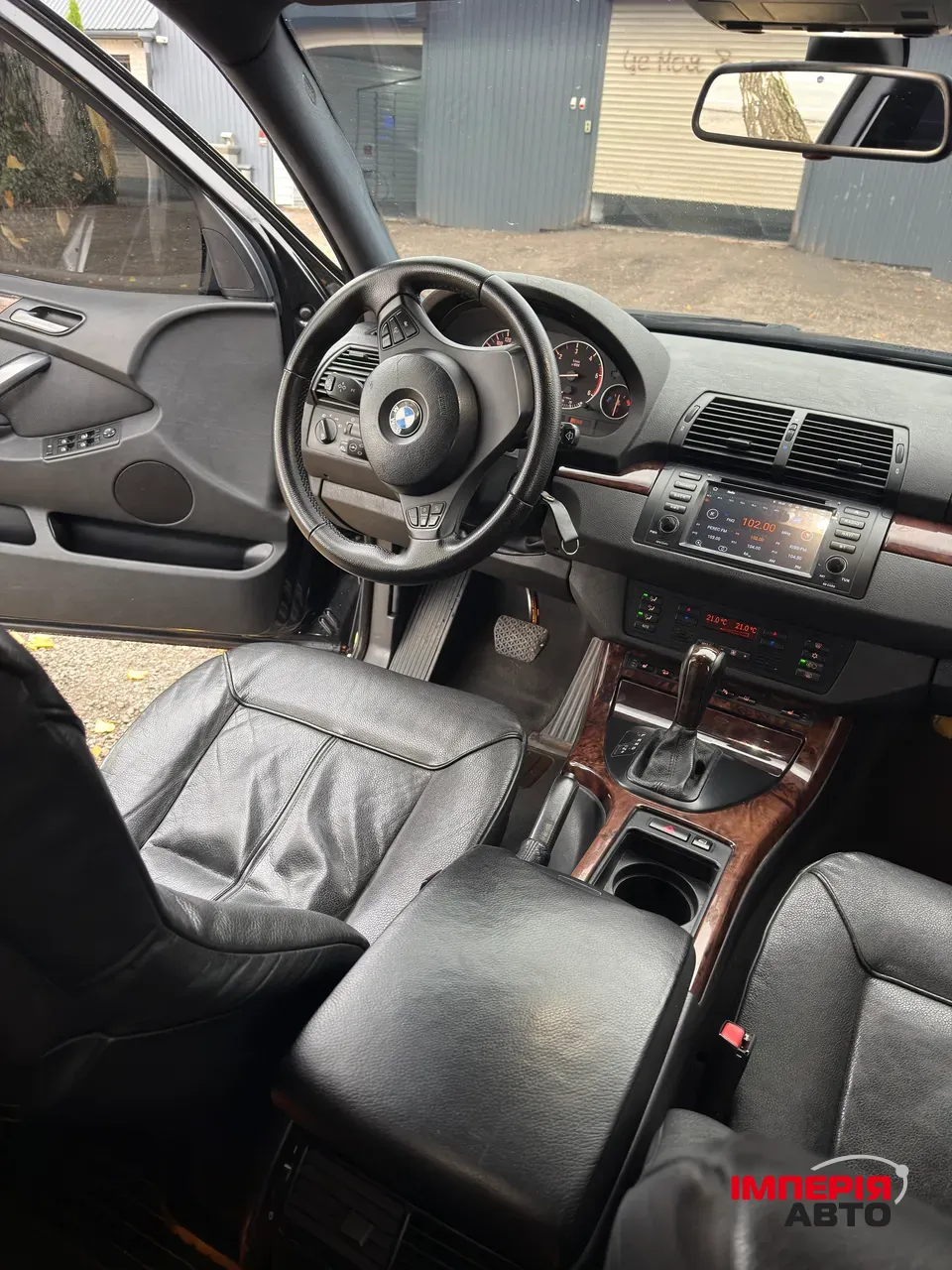 BMW X5 - фото 10