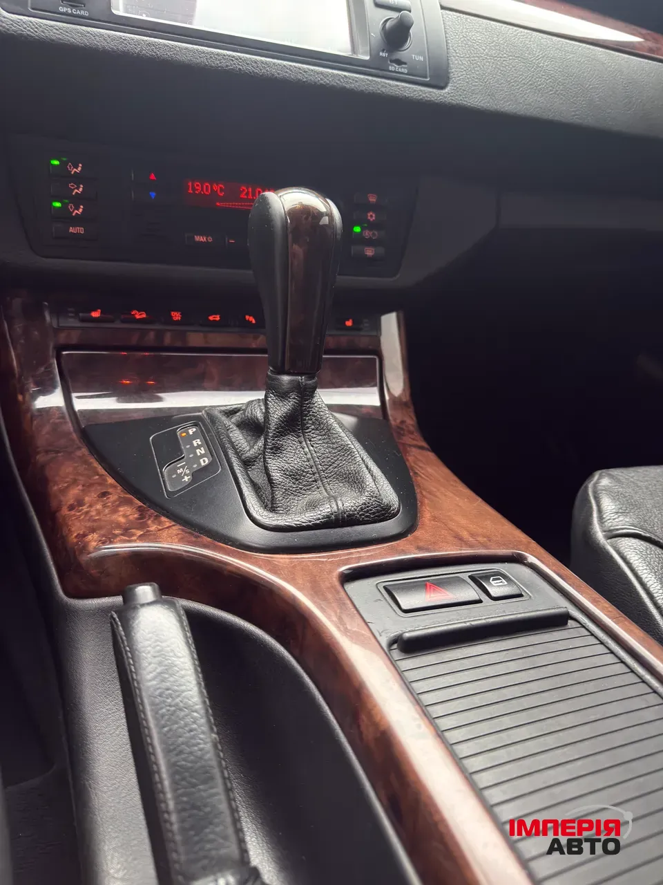 BMW X5 - фото 24