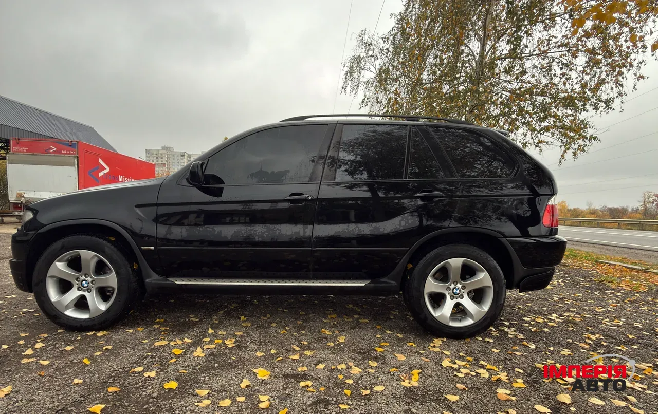BMW X5 - фото 7