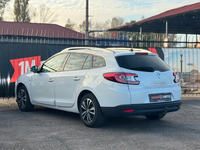 Renault Megane - фото 3
