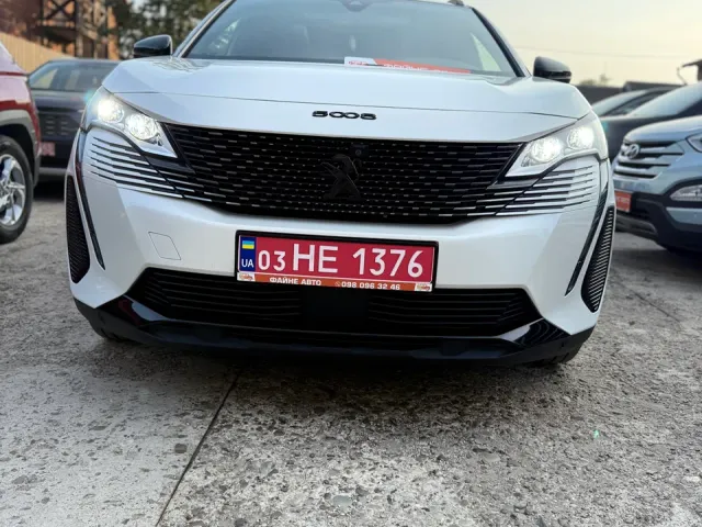 Peugeot 5008 - фото 2