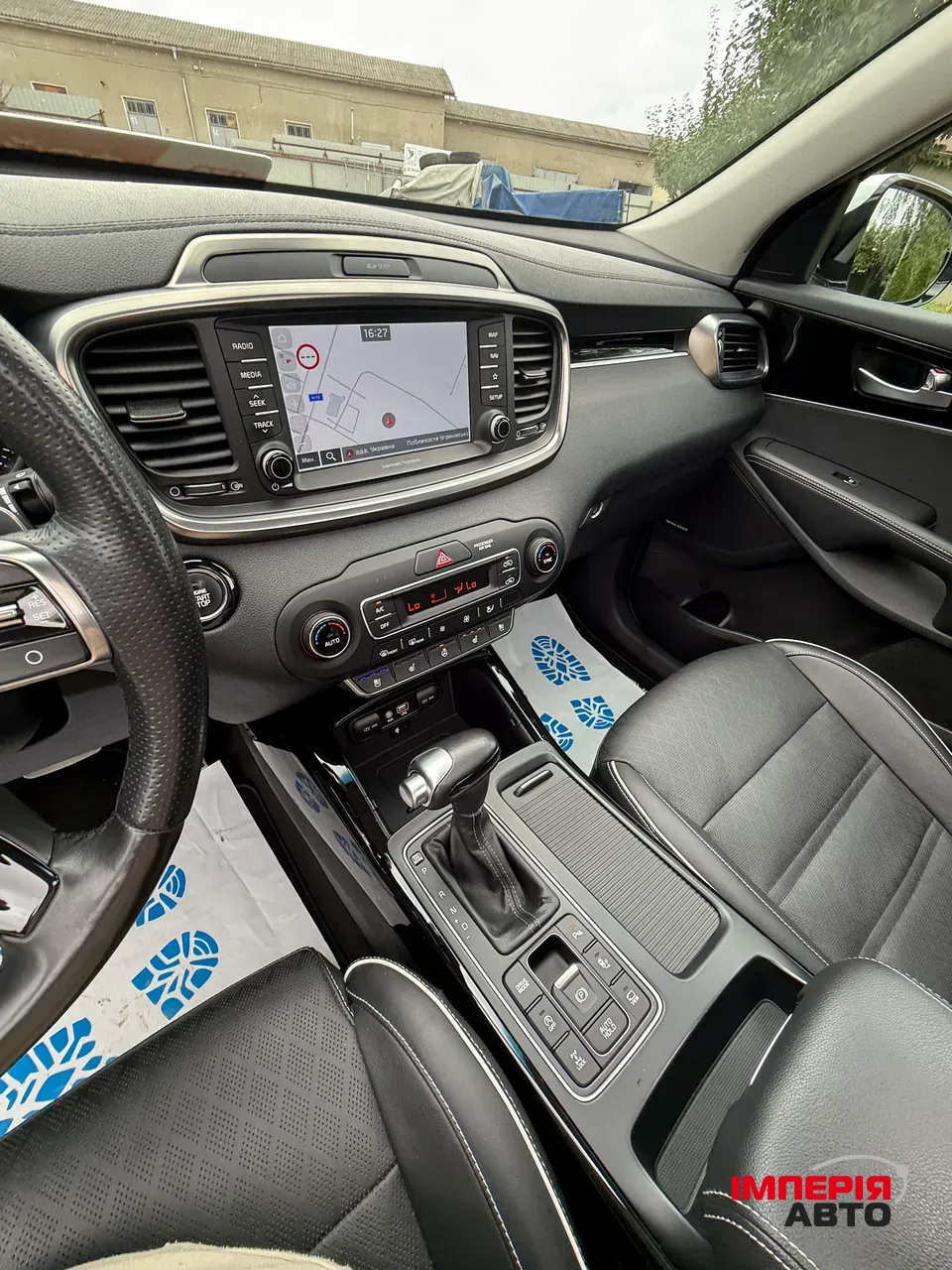 Kia Sorento - фото 27