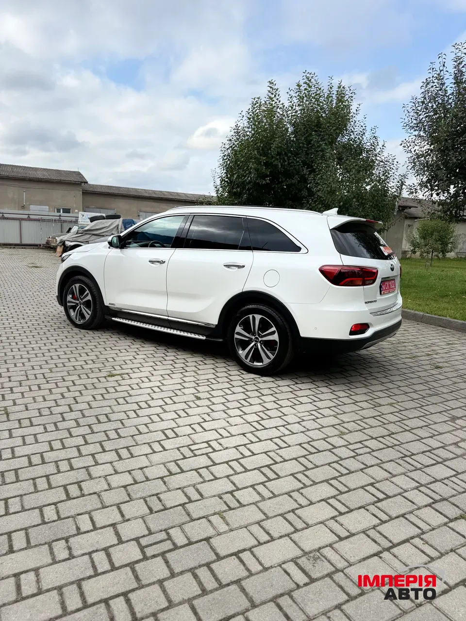 Kia Sorento - фото 5