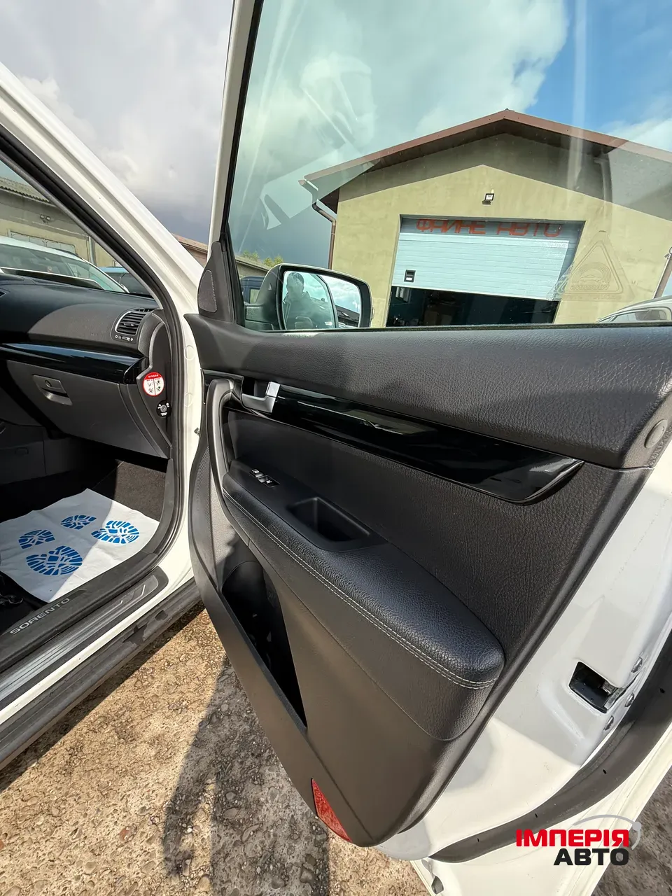 Kia Sorento - фото 32