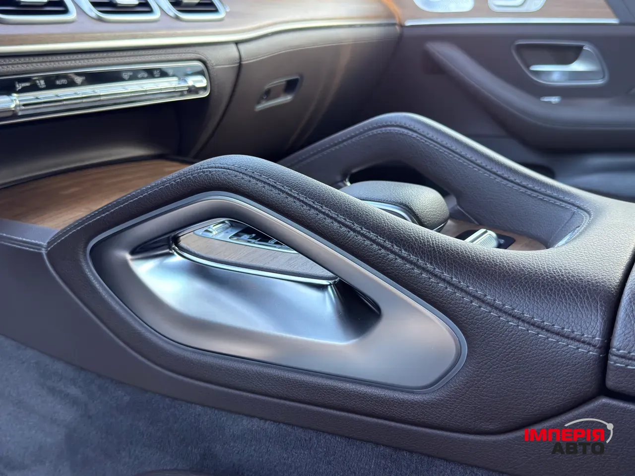 Mercedes-Benz GLE - фото 40