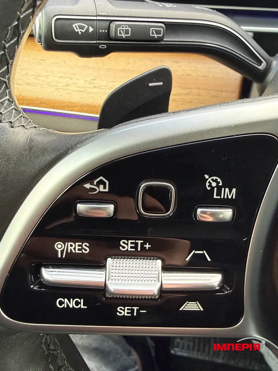 Mercedes-Benz GLE - фото 35